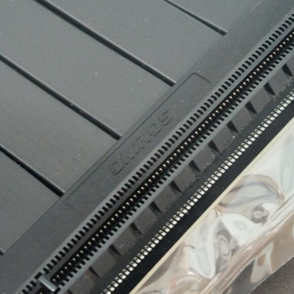 Okinos PCI-E 4.0 Riser Cable Compatible with RTX4090 RTX4080 RX7900XTX - Picture 3 of 5